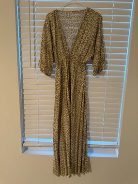 Leopard Print V-Neck Maxi Dress in Tan